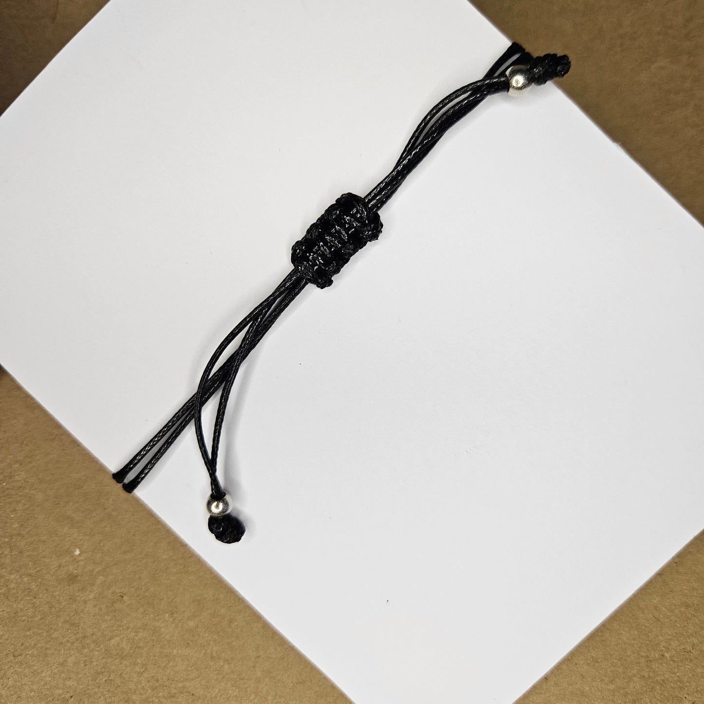 Armband-Saknad