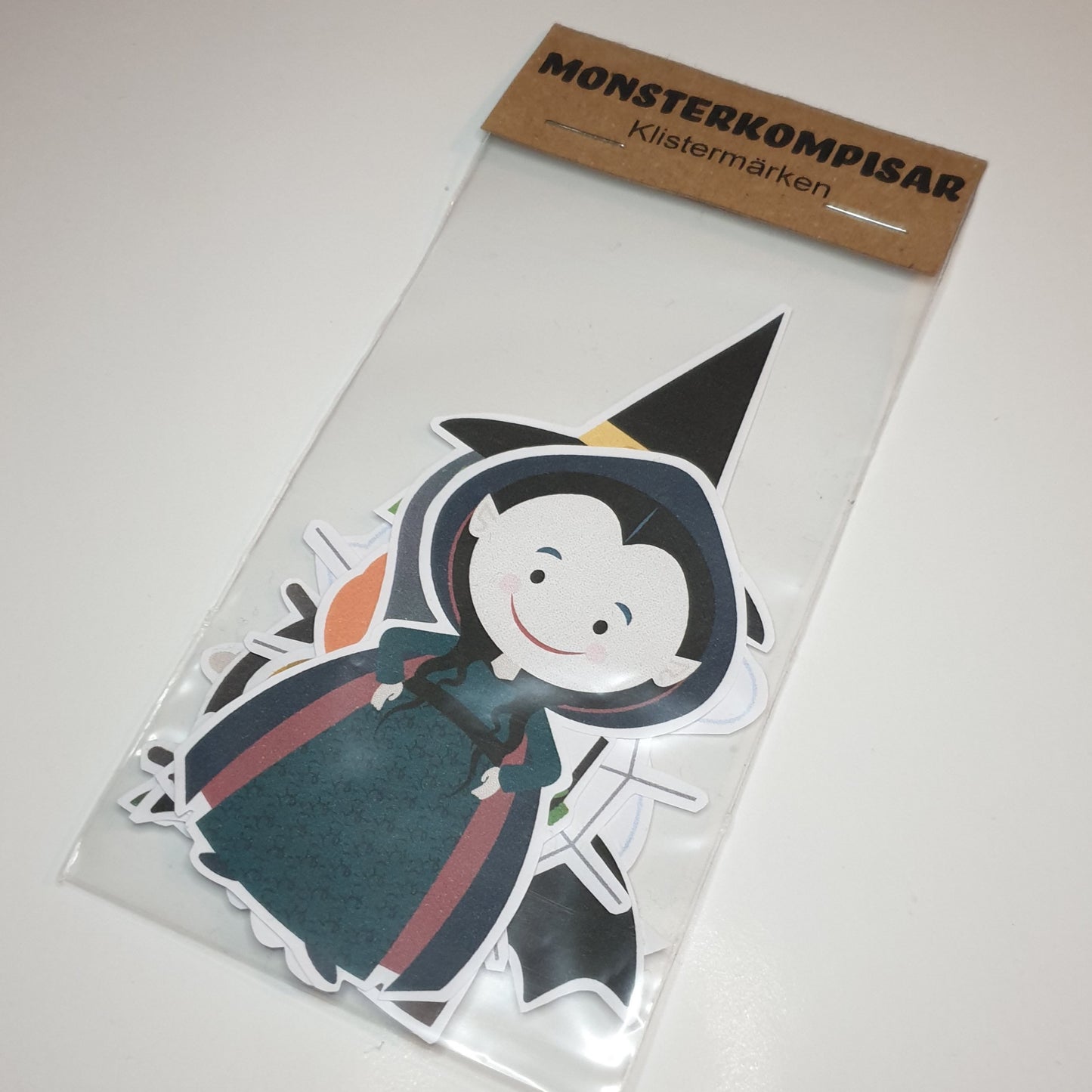 Klistermärken Monsterkompisar